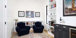 Beautiful, Custom-Built Lochlyn Hill Home Gallery 19