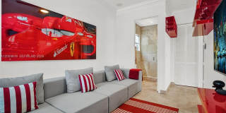 2143 N Bay Rd Gallery 20
