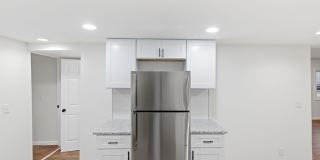 Fully Updated 2-Bed with Modern Finishes Gallery 16