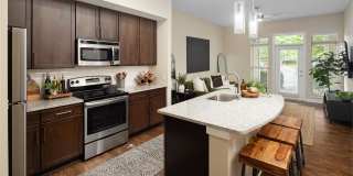 400 Belmont Gallery 11