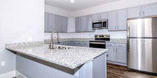 Overlook at Mesa Creek Apartments Gallery 18