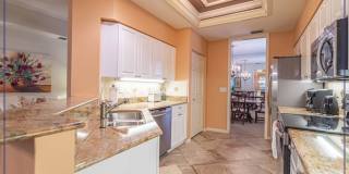 ***PELICAN BAY CRESCENT SEASONAL RENTAL***3 BED 2.5 BATH***2 CAR GARAGE***EXCELLENT LOCATION*** Gallery 4