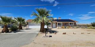 3 Bed 2 Bath Home, Spacious 2 Car Garage & a Fully Fenced Back Yard 3 Bed 2 Bath Home, Spacious 2 Car Garage & a Fully Fenced Back Yard Gallery 1