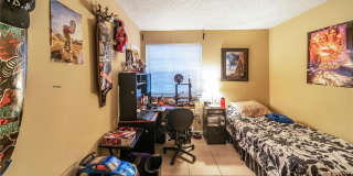 9705 Fontainebleau Boulevard Gallery 8
