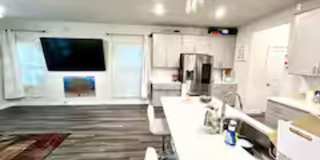 Room in 4 Bedroom Home at Arbor Vista Dr Gallery 6