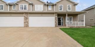 UPDATED TOWNHOME!! 2 Bed, 2.5 Bath Townhome in Ankeny Gallery 1
