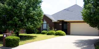 626 Maplewood Gallery 1