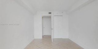 1690 SW 27th Ave Gallery 17