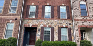 22659 NAUGATUCK Square Gallery 1