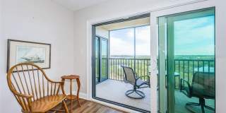 Charming 2BR Condo in Saint Petersburg Gallery 23