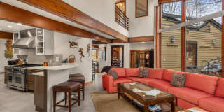 140 Forest Lane Gallery 3