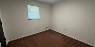 3 Bedroom/1.5 bathroom Duplex Gallery 28