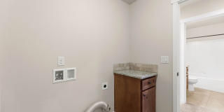 Gorgeous Townhome in Ridgefield! Gallery 21