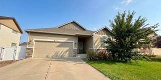 Newer, Spacious 3 Bedroom / 2 Bath Home in Wellington! Newer carpet and paint Gallery 1