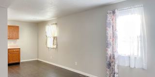 1326 S Elizabeth Street Gallery 18