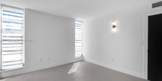 8305 Crespi Boulevard Gallery 10