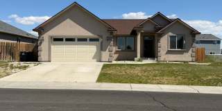 Beautiful Home In Quiet Neighborhood! Landscaping Included! Gallery 1