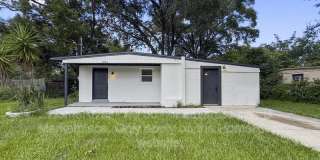 1942 Brookview Dr S Gallery 1