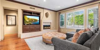 15 Calle Angelitos Gallery 15