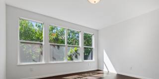 Grand 5-Bedroom Estate — Space, Style & Sophistication Gallery 12