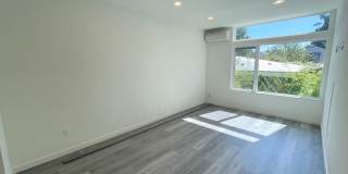 4 Star Green Built 2-Bedroom, 2-Bath + Den Townhome Gallery 4