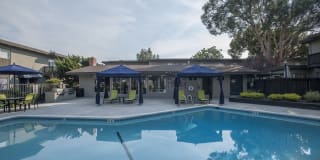 Monterey Townhouse Gallery 3