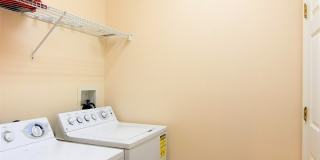 Wow!!! VISTA LAKES 4br 2ba POOL HOME with FENCED YARD... Pool & Lawn care included. Gallery 26