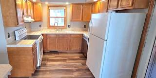 816 Starr Ave- 3+ Bedroom, 2 Bathroom Home with Oversized Garage Gallery 4