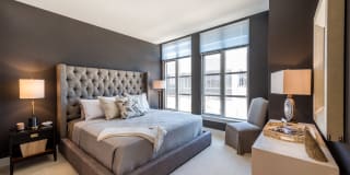 The Henri at Pike and Rose Gallery 4