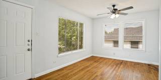 3 Bedroom in University Park! Gallery 5