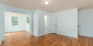 3 Bedroom 1.5 Bath Townhouse in Wagener Terrace - Charleston Peninsula Gallery 5