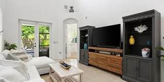 1945 Bridgepointe Circle Gallery 2