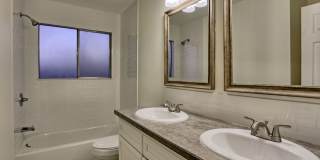 Students Welcome!  5 Bedroom home in West Fort Collins Gallery 21