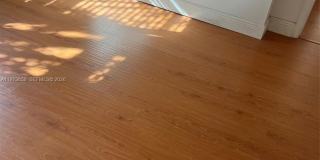 202 NE 211th Ter Gallery 26