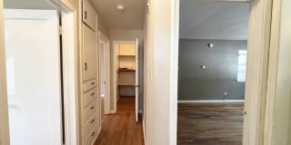 680 Elizabeth St - 1 Gallery 21