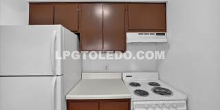 1220 Bedford Woods Dr.-16 Gallery 10