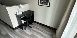 Month-to-Month 3bed 2.5 bath Whitefish Townhouse for rent - Walking distance to downtown. Gallery 24