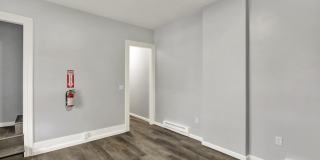 1156 FRANKLIN Street Gallery 3