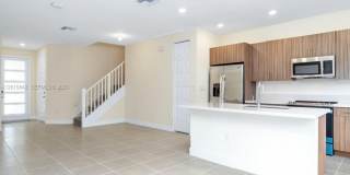 15862 NW 91st Ct Gallery 3