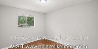 1606 N 63rd Pl Gallery 23