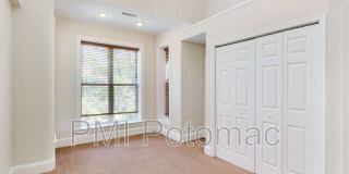 1952 Calvert Street Northwest Gallery 11