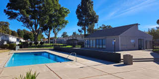 Updated home has lots to offer! - $250 off the first month's rent Gallery 26