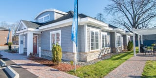 Hallmark Village and Northwood Common Gallery 1