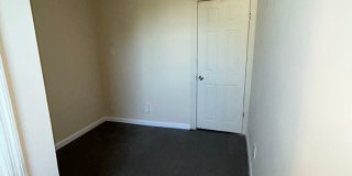 3 beds 1 bath Gallery 10