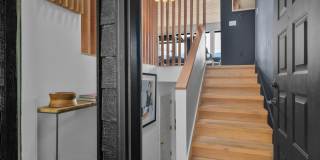 Westside Gem With Amazing Views Gallery 4