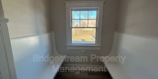 517 Kenilworth Avenue Gallery 8