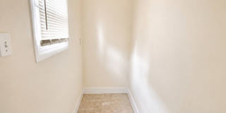 Spacious Pet-Friendly 3-Bedroom Home with Central Air & In-Unit Laundry – 3104 Hartville St Gallery 8