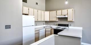 Greenhouse Gallery 73