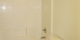 Single Story Three Bedroom Home in the Heart of Henderson Gallery 20