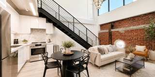 HWH Luxury Living Gallery 76